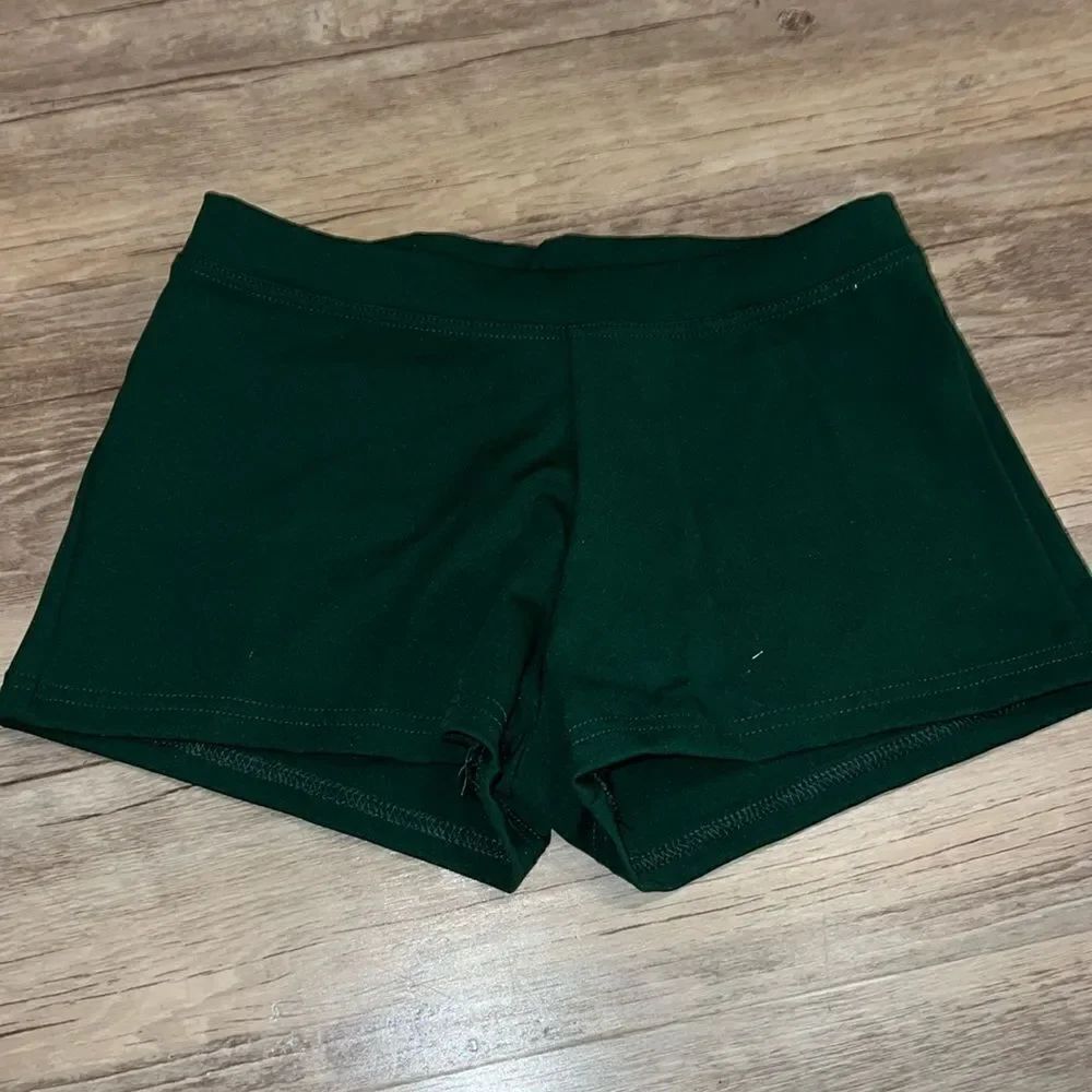 capezio low rise short